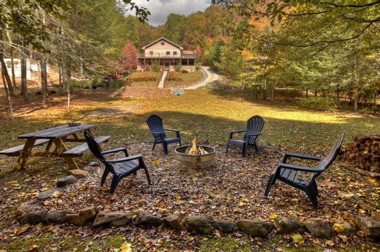The Chariot - Creek Front With Hottub, Fire Pits, Billiards, Ev Charger - Sandalwood Stays Blue Ridge Exterior photo
